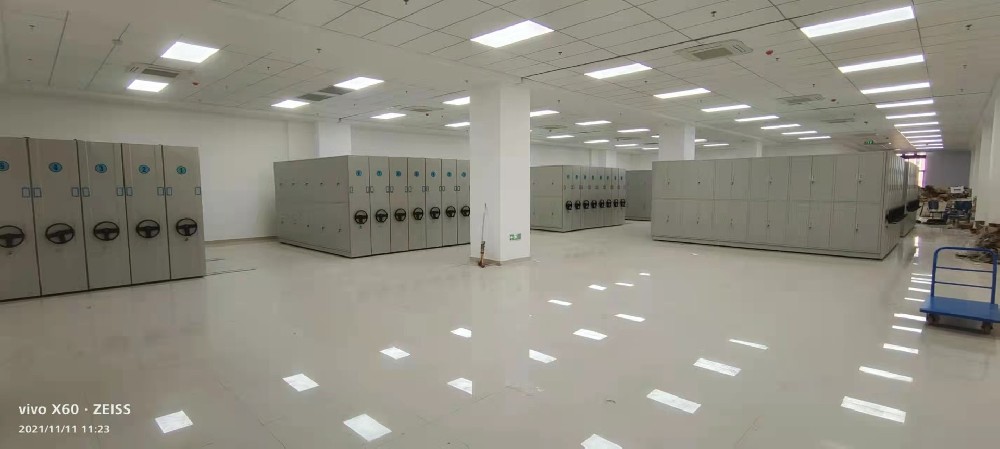 安徽省六安市某中学档案馆采购本公司密集柜产品